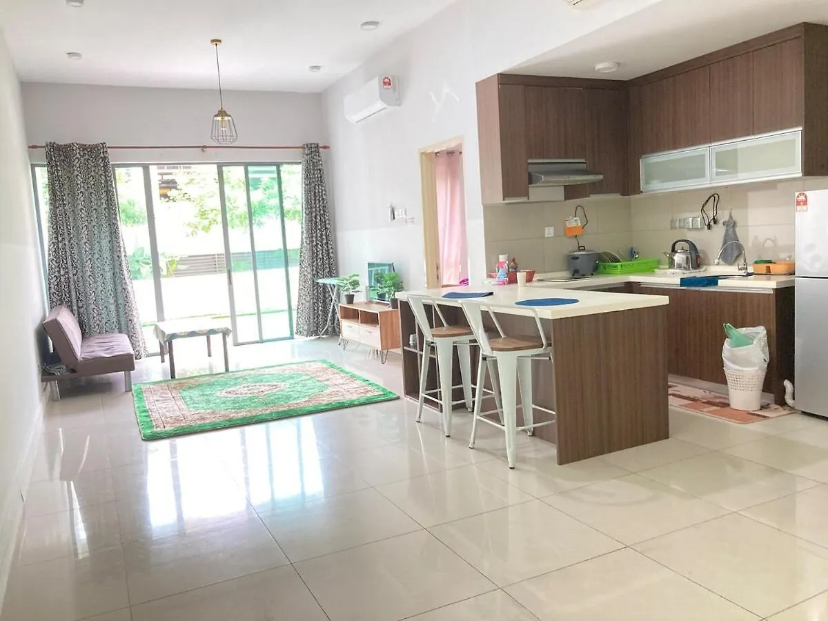 Bed and Breakfast Trifirah Homestay Κότα Κιναμπαλού